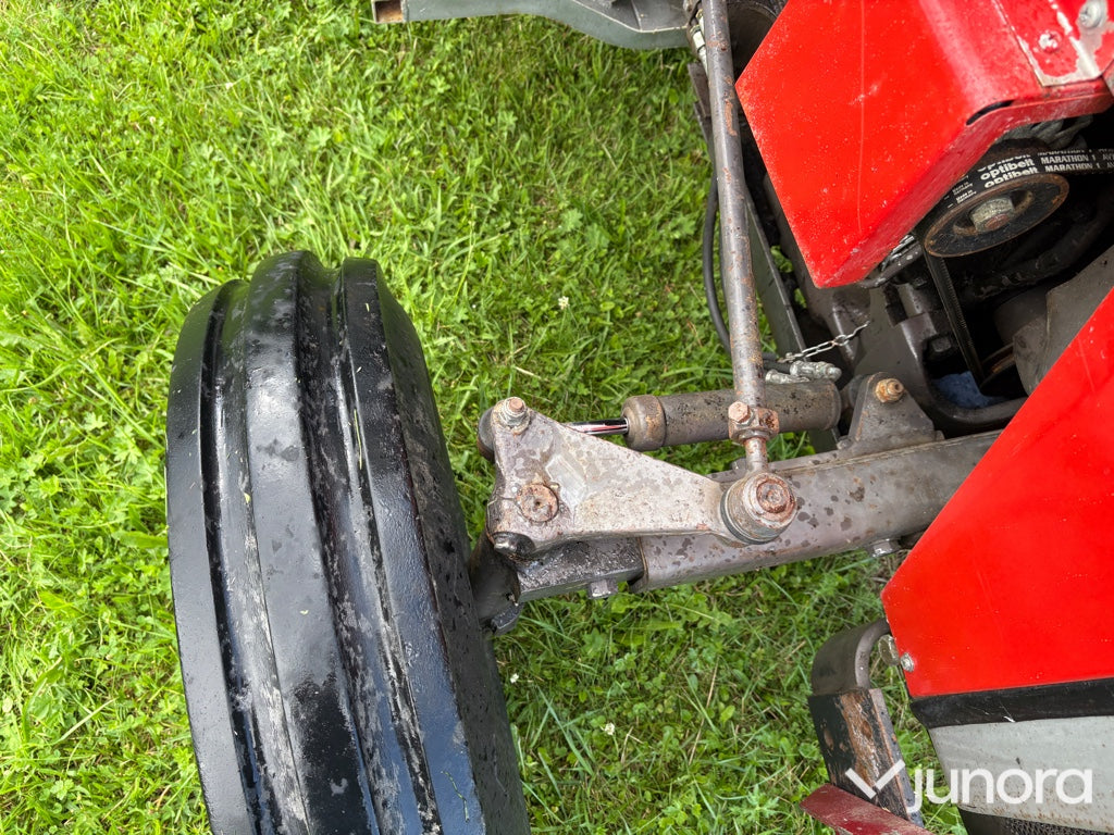 Traktor - Massey Ferguson 240