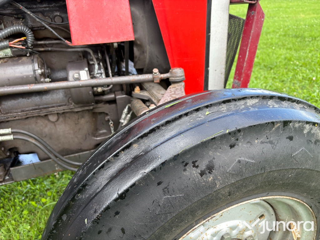 Traktor - Massey Ferguson 240
