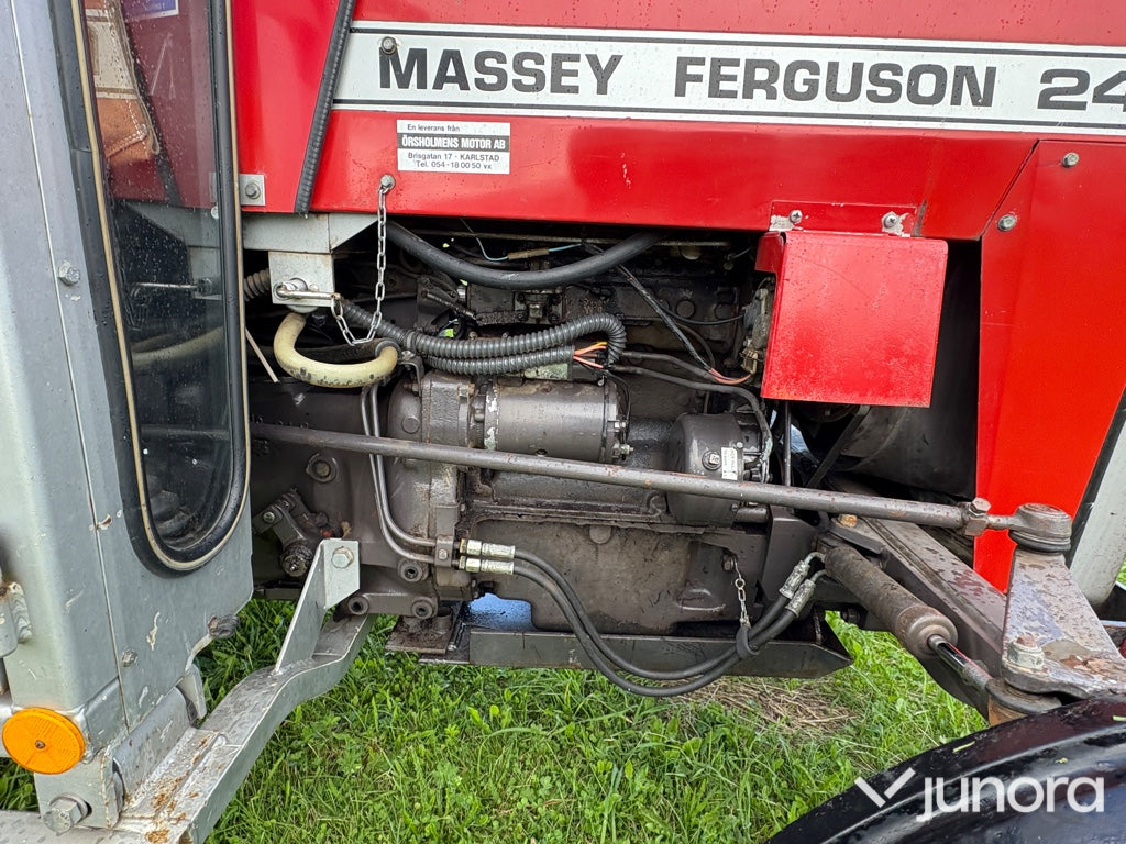 Traktor - Massey Ferguson 240