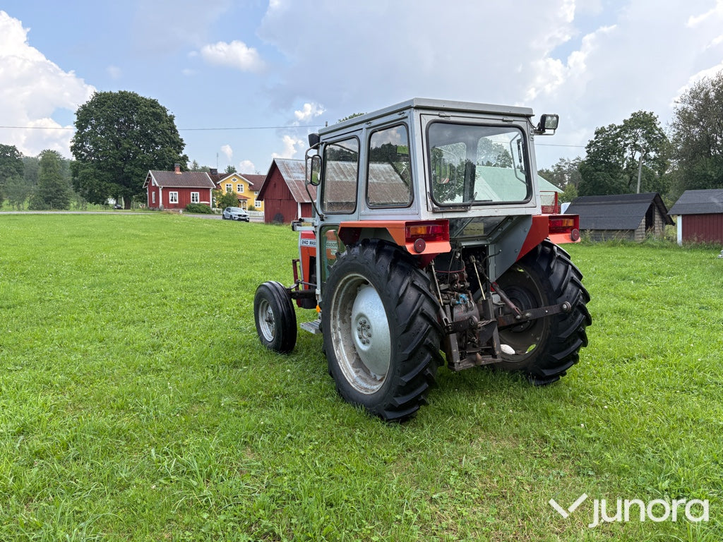 Traktor - Massey Ferguson 240