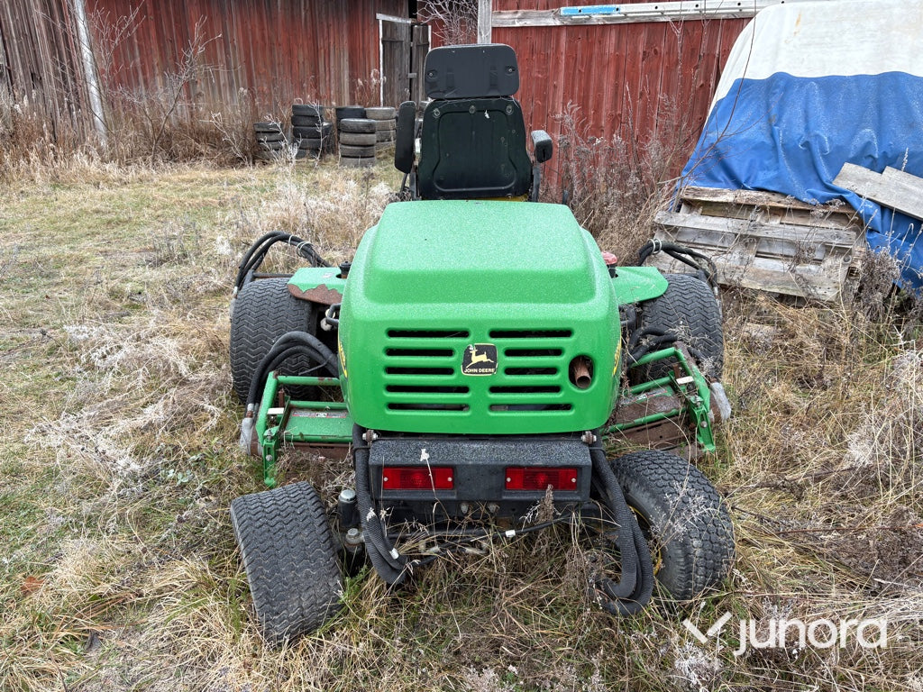 Gräsklippare - John Deere 3235B
