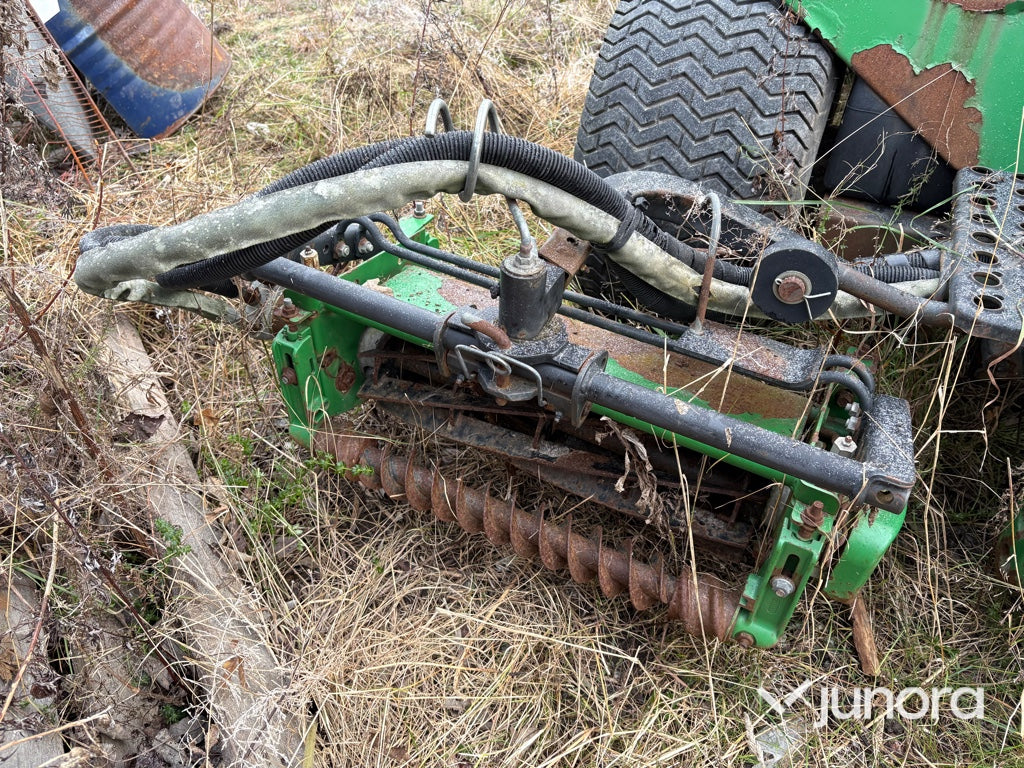 Gräsklippare - John Deere 3235B