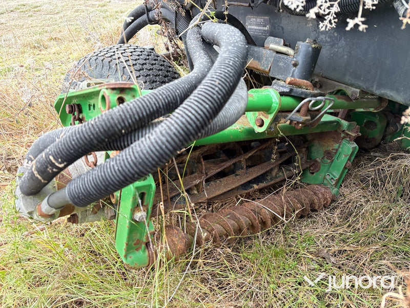Gräsklippare - John Deere 3235B