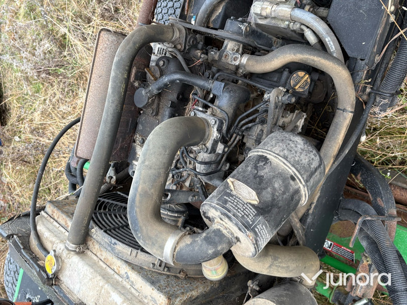 Gräsklippare - John Deere 3235B