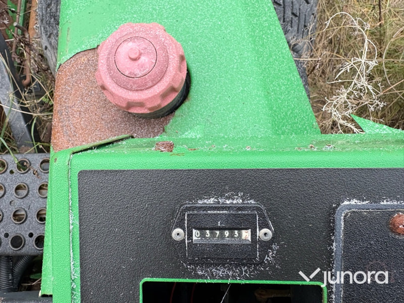 Gräsklippare - John Deere 3235B