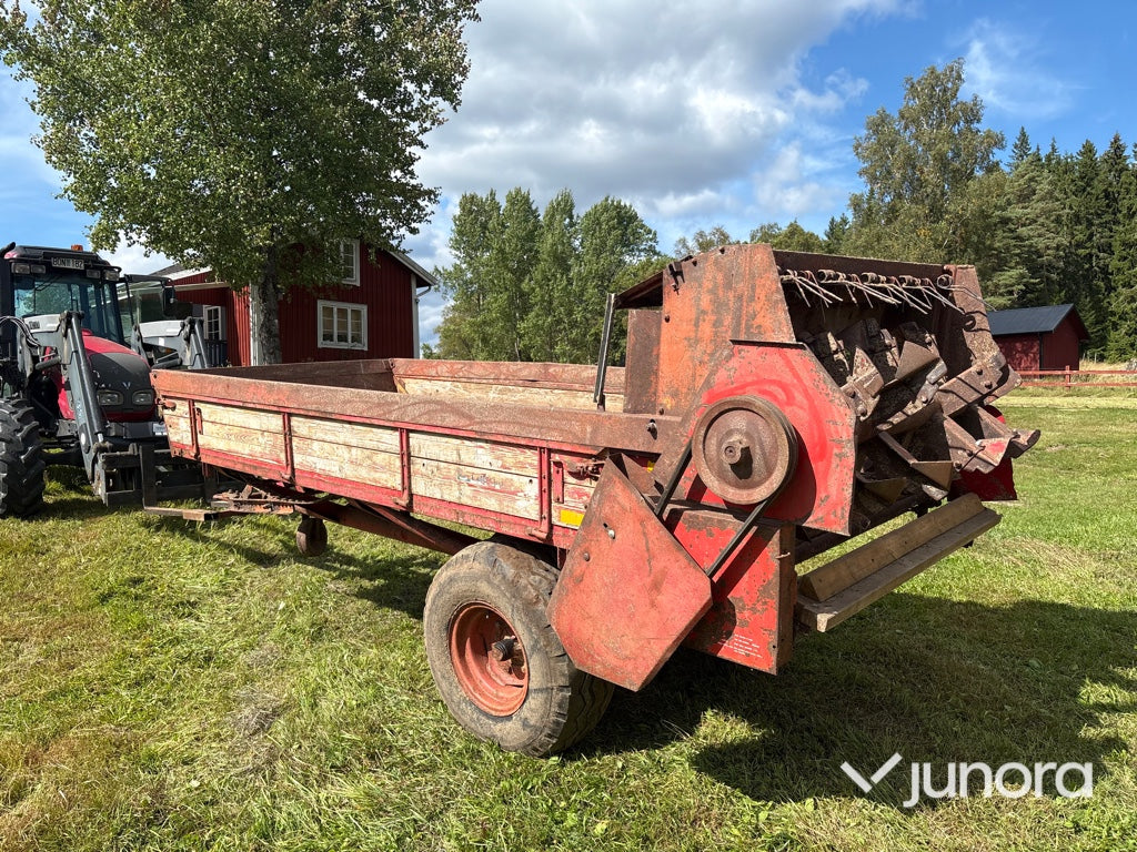 Gödselspridare JF AV40 med förhöjningslämmar