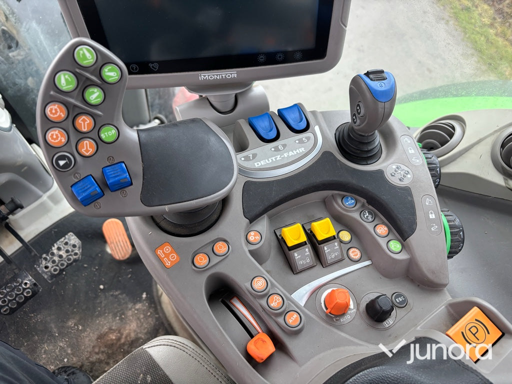 Traktor - Deutz-Fahr 7250 Agrotron TTV Warrior, med GPS
