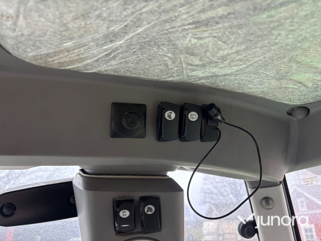 Traktor - Deutz-Fahr 7250 Agrotron TTV Warrior, med GPS