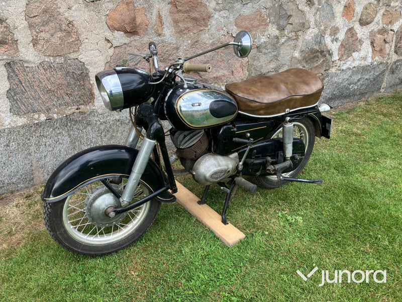 Moped och Motorcyklar