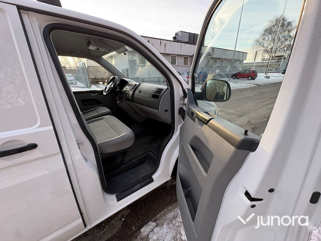 Transportbil - Volkswagen,  Transporter T5, 2.0 TDI