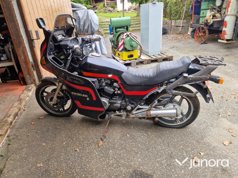 Motorcykel Honda VF 750