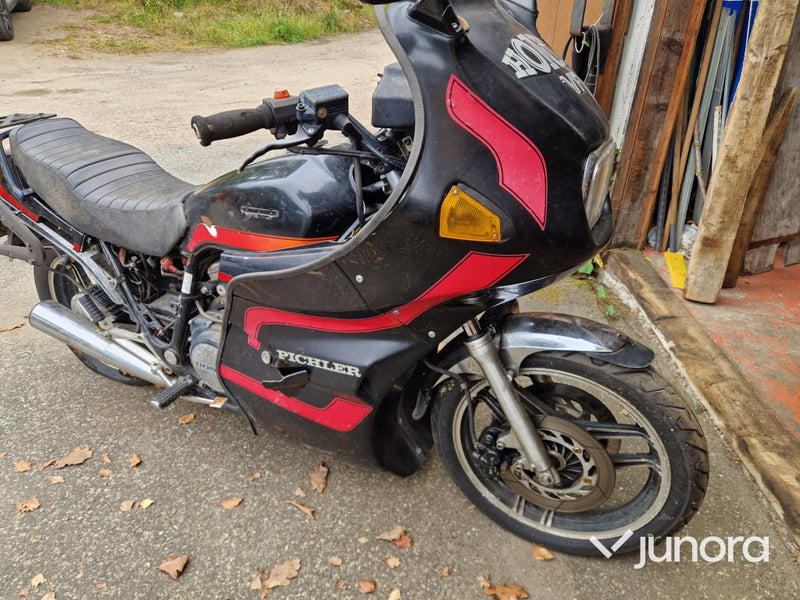 Motorcykel Honda VF 750