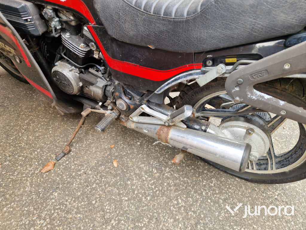 Motorcykel Honda VF 750