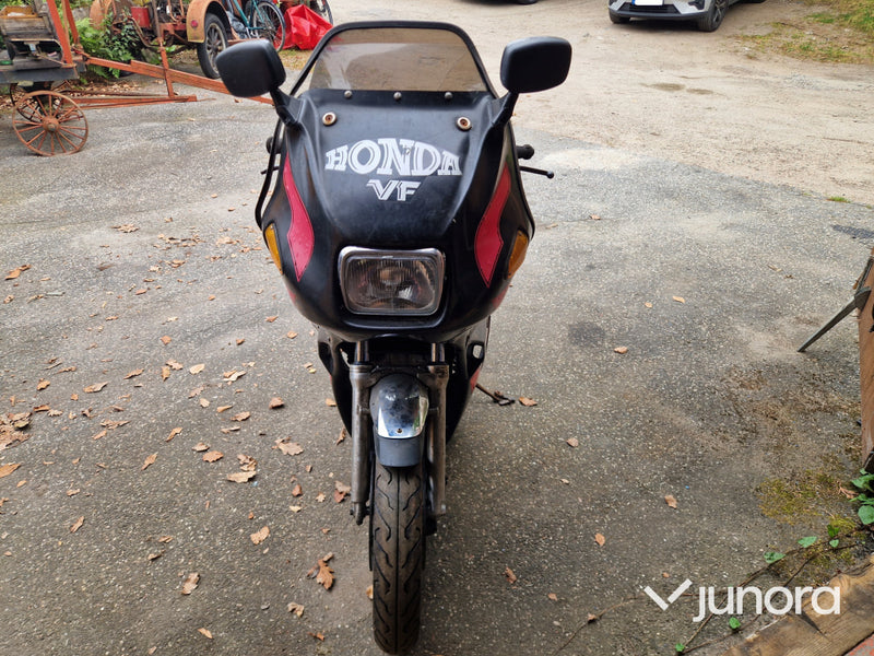 Motorcykel Honda VF 750