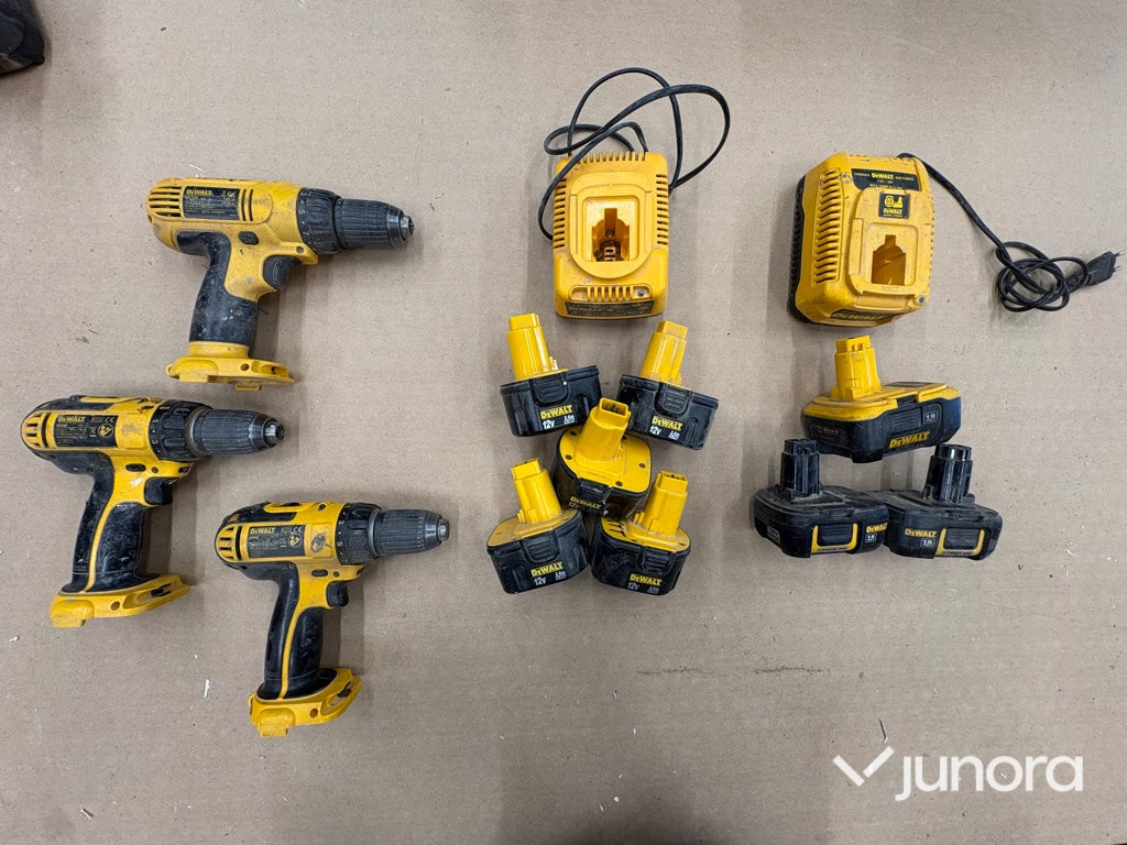 Borrskruvdragare med batterier och laddare – DeWalt