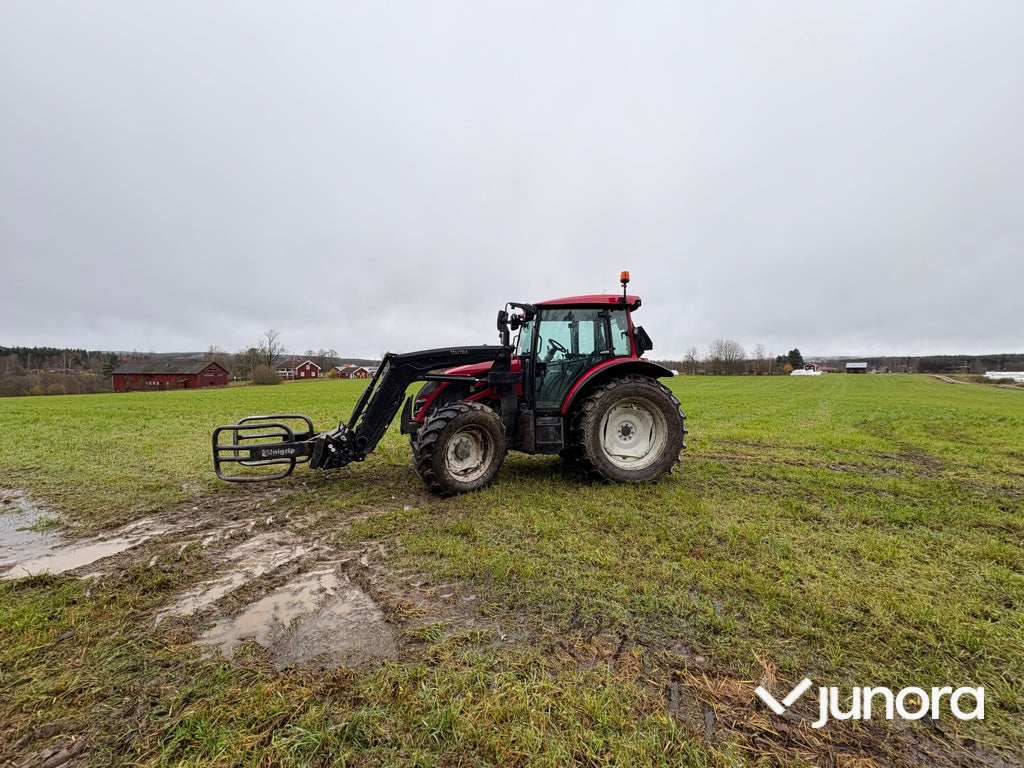 Traktor - Valtra A115