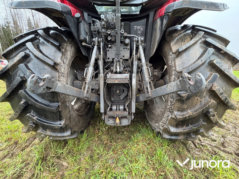 Traktor - Valtra A115