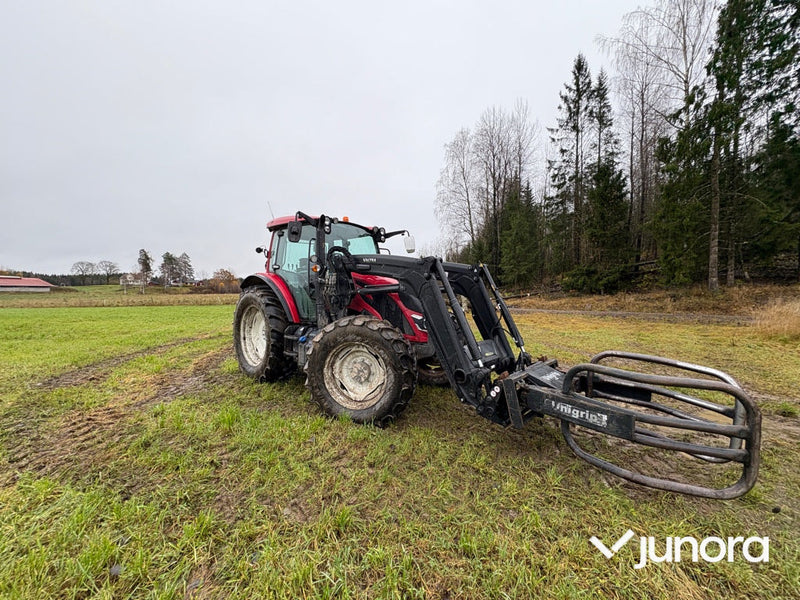Traktor - Valtra A115