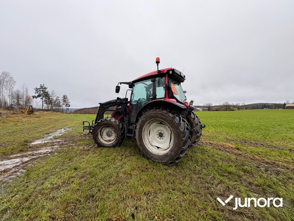 Traktor - Valtra A115