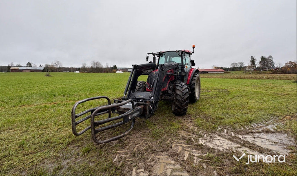 Traktor - Valtra A115