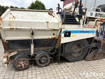 Asfaltsläggare Caterpillar BB730