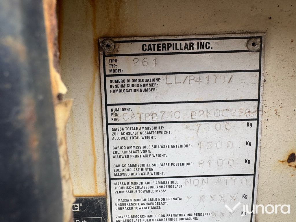 Asfaltsläggare Caterpillar BB730