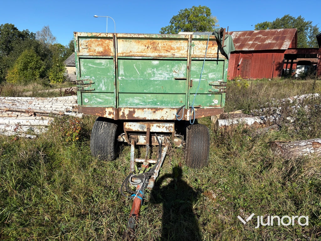 Tippvagn - Trava