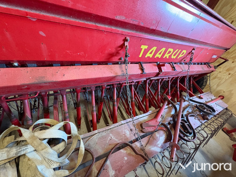 Såmaskin Taarup 3M.24R