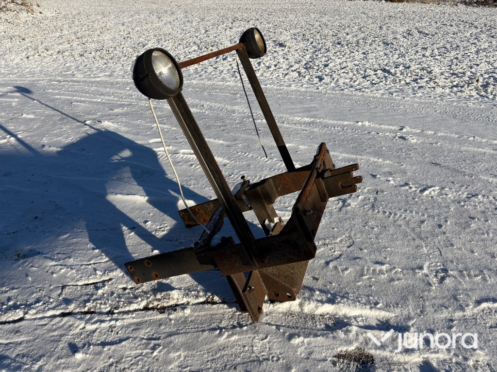 Snöplogsfäste - Holms