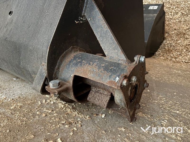 Utfodringsskopa - Quicke,220 LV