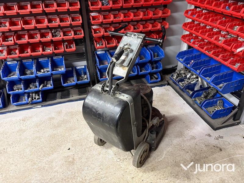 Betongslipmaskin - HTC, 420