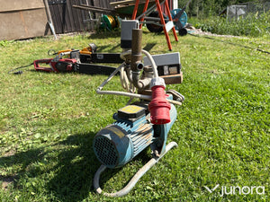 Komplett vattenpump med motor