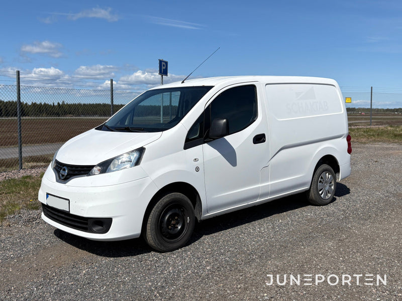 Transportbil Nissan NV200