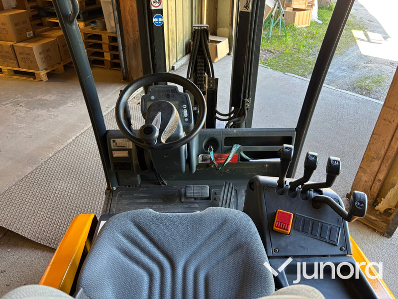 Motviktstruck Jungheinrich EFG 213