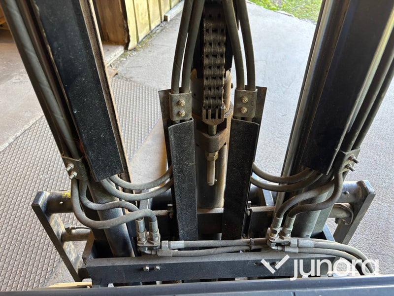 Motviktstruck Jungheinrich EFG 213