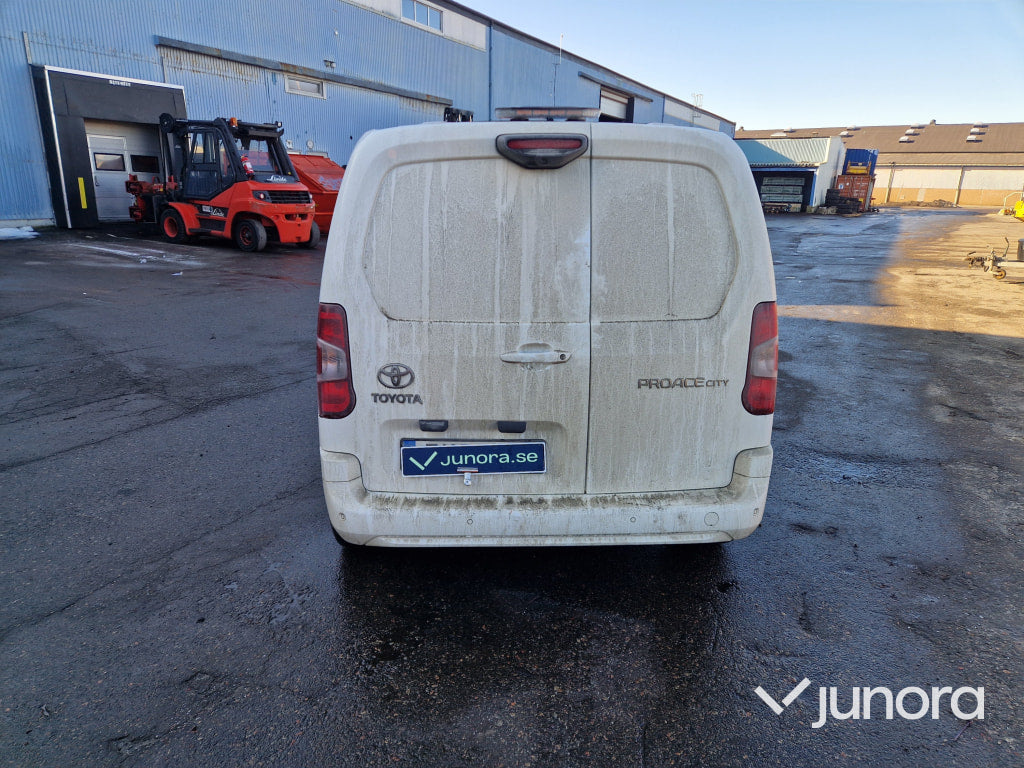 Lätt lastbil - Toyota, Proace CITY