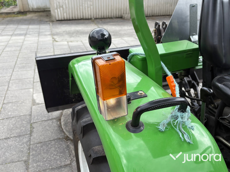 Traktor Europard 254