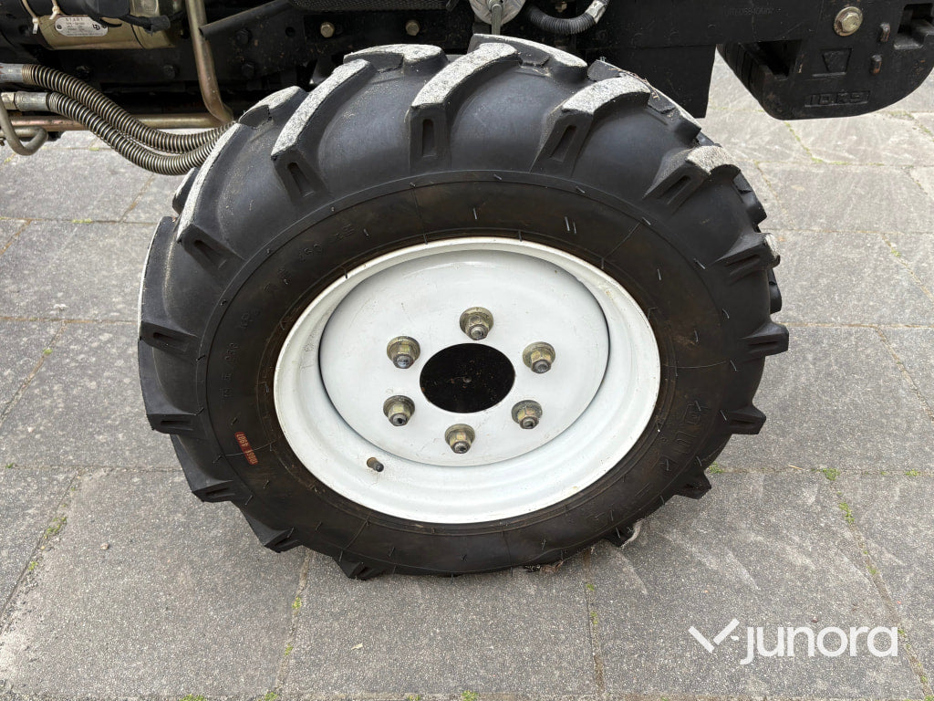 Traktor Europard 254