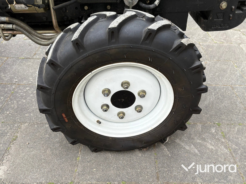 Traktor Europard 254