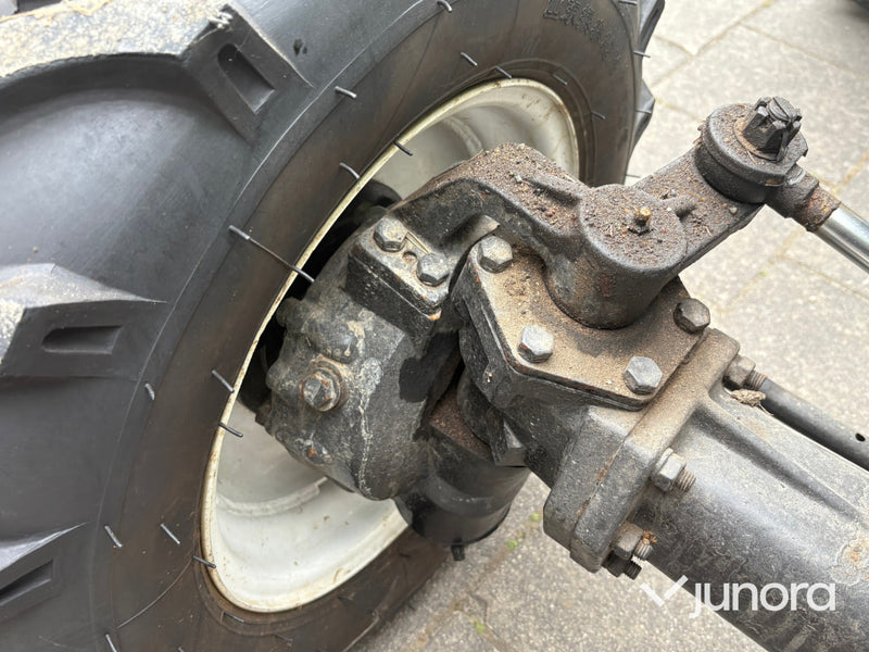 Traktor Europard 254