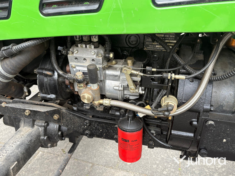 Traktor Europard 254