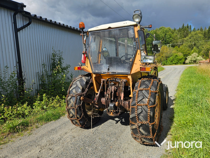 Traktor Valmet 502