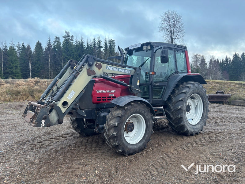 Traktor - Valtra Valmet 6550-4 Hi-Tech, med lastare