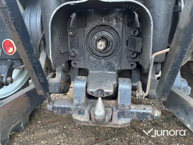 Traktor - Valtra Valmet 6550-4 Hi-Tech, med lastare