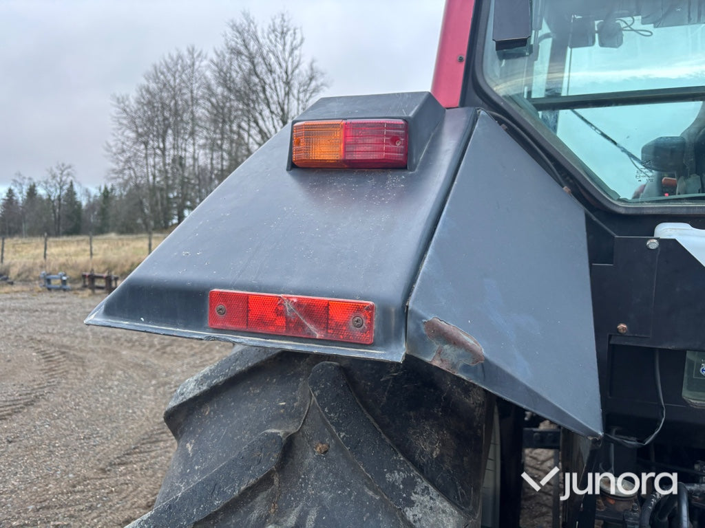 Traktor - Valtra Valmet 6550-4 Hi-Tech, med lastare