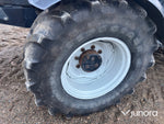Traktor - Valtra Valmet 6550-4 Hi-Tech, med lastare