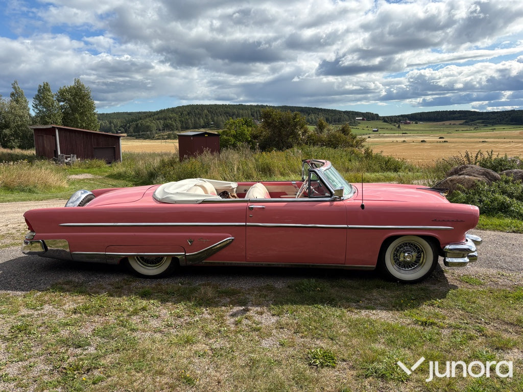 Lincoln Capri -55 ( George Barris )