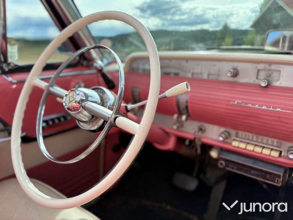 Lincoln Capri -55 ( George Barris )