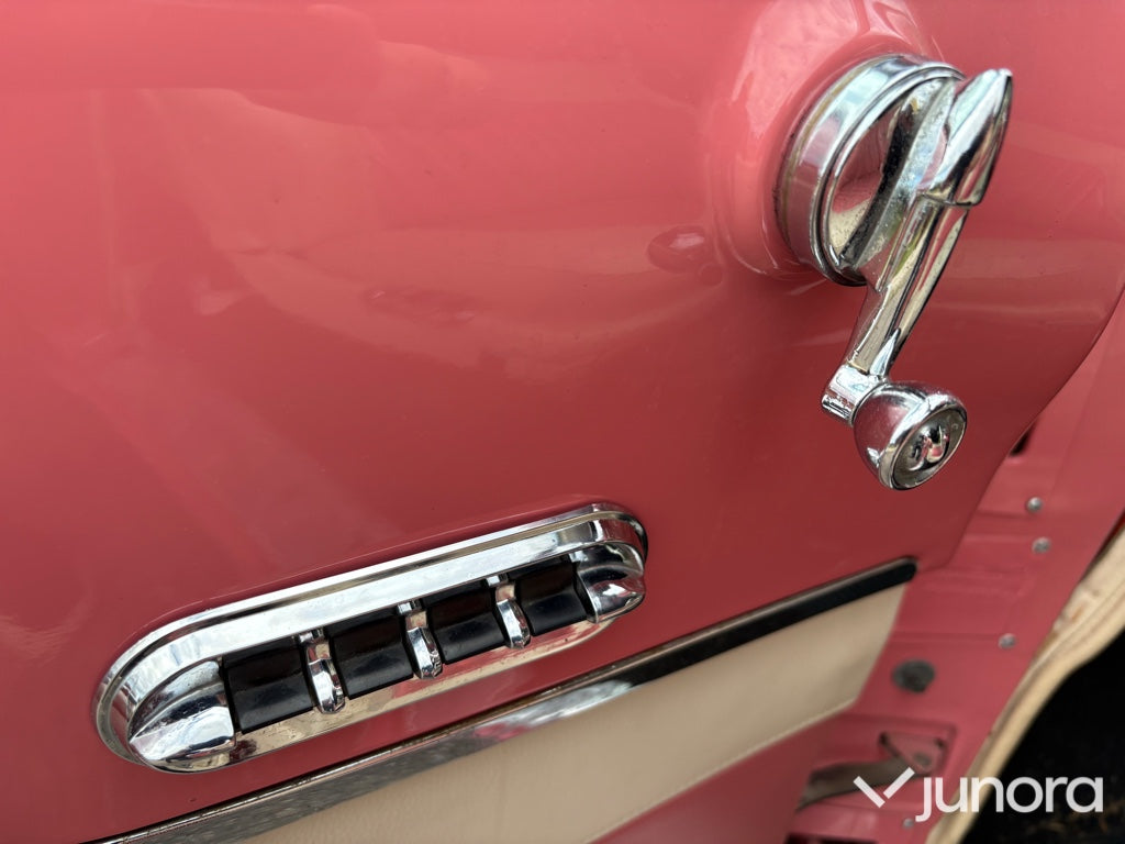 Lincoln Capri -55 ( George Barris )