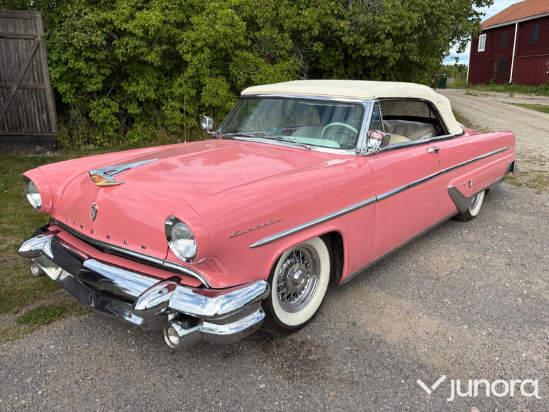 Lincoln Capri -55 ( George Barris )